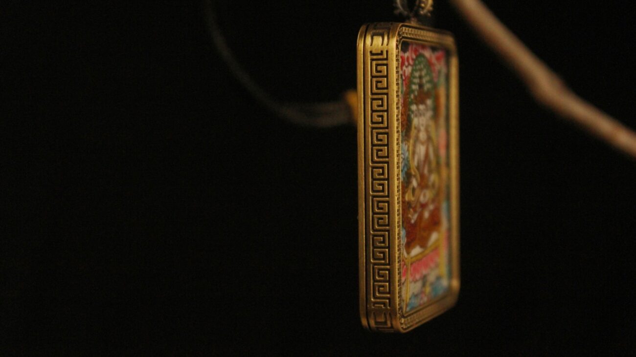 Handcrafted Peaceful Deity Thangka Pendant Necklace: A Refined Tibetan Buddhist Art Piece 7 - Tanfog
