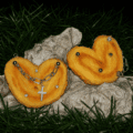 Butter Palmier Keychain / Bag Charm|Golden flaky sweetness, branded with punk metal. Two ways to break a heart. - Image 2